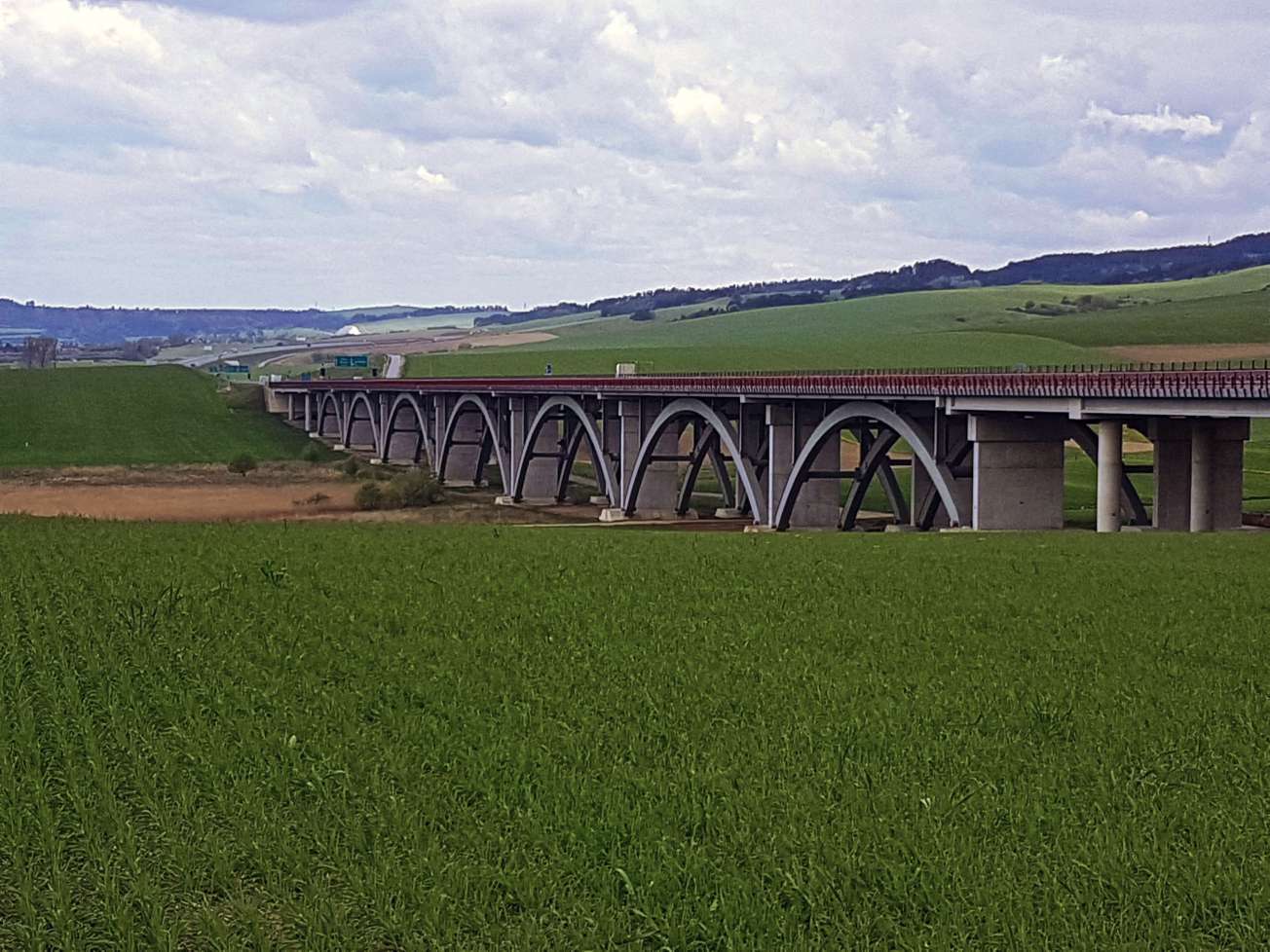 diaľničný most