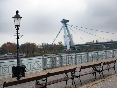Most Slovenského národného povstania v Bratislave