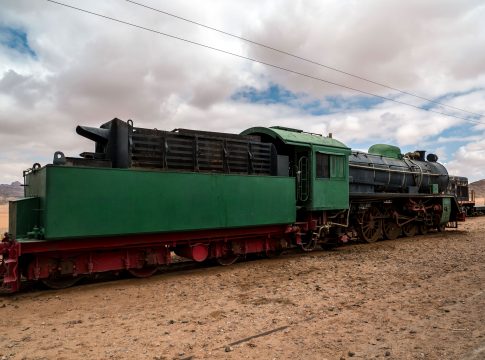 Opustený vlak v púšti - Jordánsko